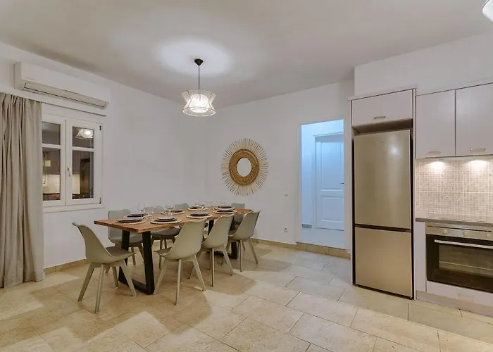 Agapi's 펜션 안디파로스