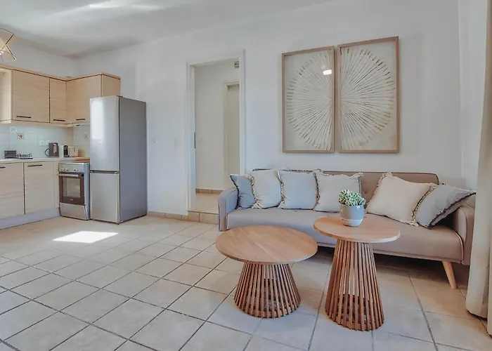 Semesterbostad Agapi's *